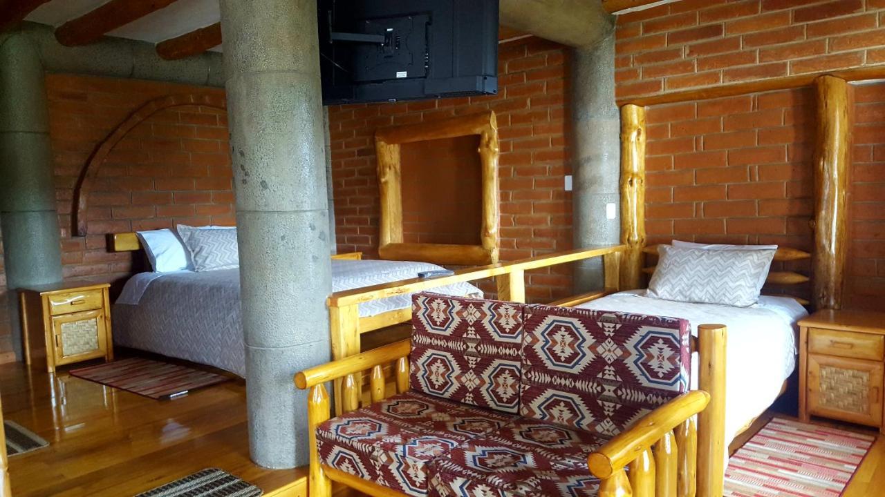 Atallaro Hospedaje Otavalo Esterno foto